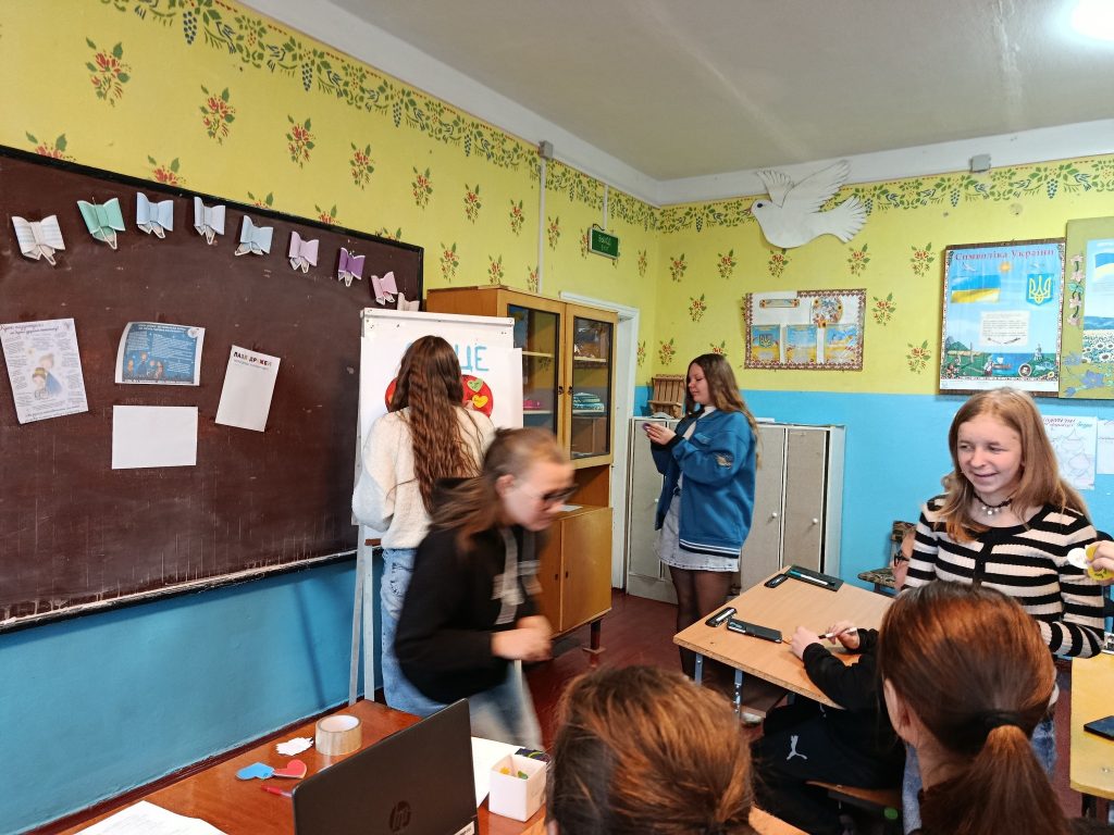 595709595 1562076591594709 8339718411823399513 N