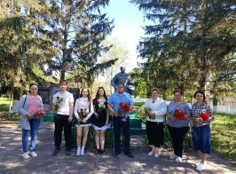 691819963 1681819792953721 7541770199255371820 N